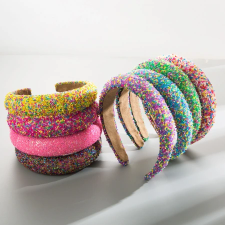 New sponge fashionable wide-edge headband from Europe and America, a versatile wide-edge hair pressure and face-washing accessory for girls. Wholesale New sponge fashionable wide-edge headband from Europe and America, a versatile wide-edge hair pressure and face-washing accessory for girls. Wholesale